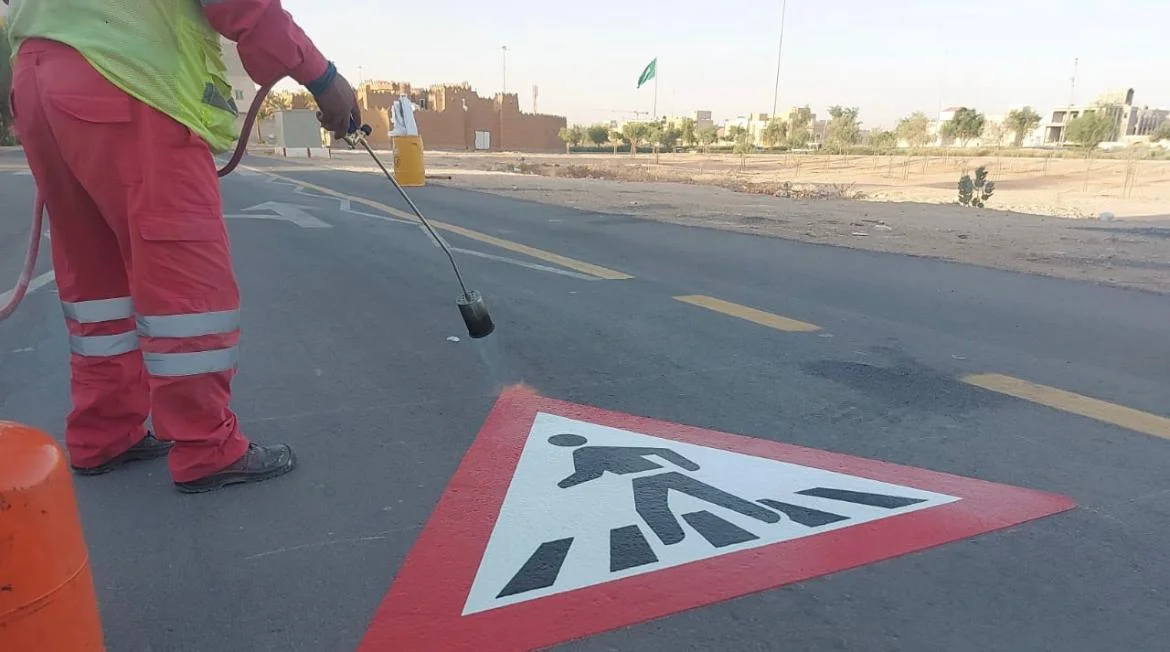 التطوير والأنسنة